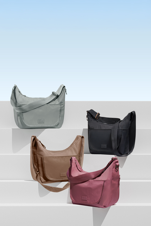 Roam Crossbody Diaper Bag / Mid(dle of the)night Black