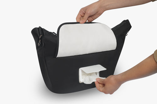 Roam Crossbody Diaper Bag / Mid(dle of the)night Black