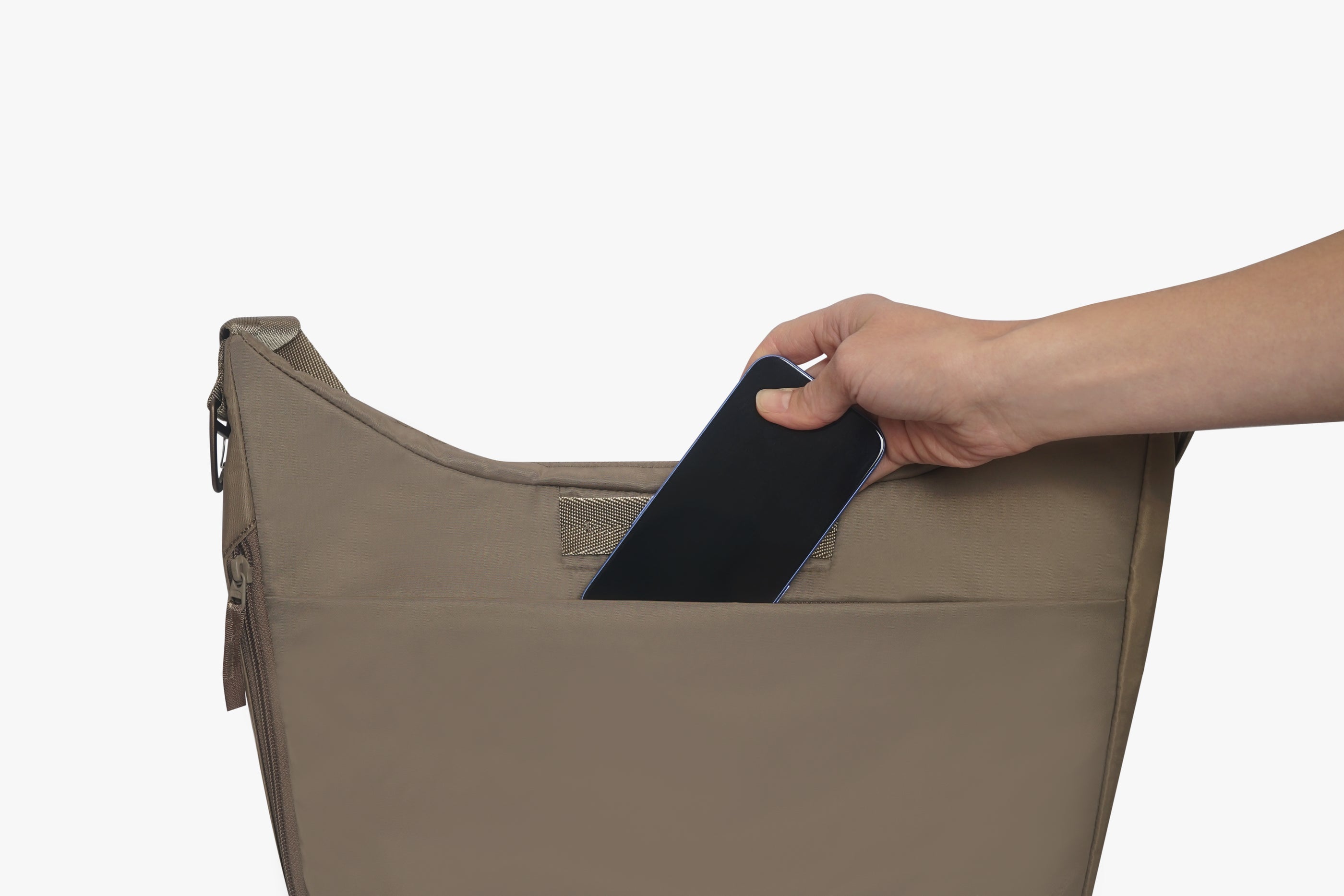 Roam Crossbody Diaper Bag / Wild Terra